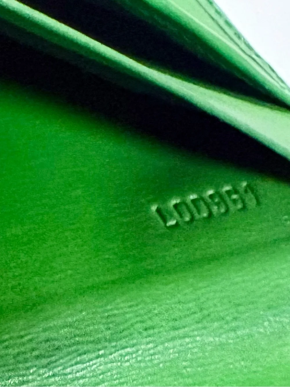 Louis Vuitton Borneo Green Epi Leather Long Bifold / Agenda Wallet